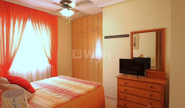 Reventa - Apartamento / piso - Torrevieja - Las Piscinas Naturales