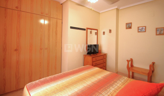 Reventa - Apartamento / piso - Torrevieja - Las Piscinas Naturales