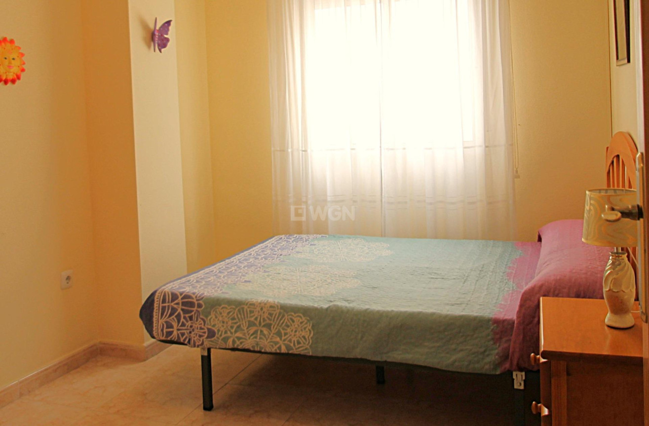 Reventa - Apartamento / piso - Torrevieja - Las Piscinas Naturales