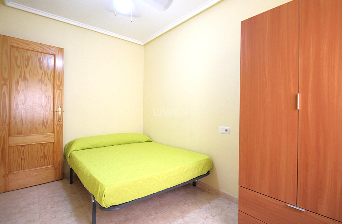 Reventa - Apartamento / piso - Torrevieja - Las Piscinas Naturales