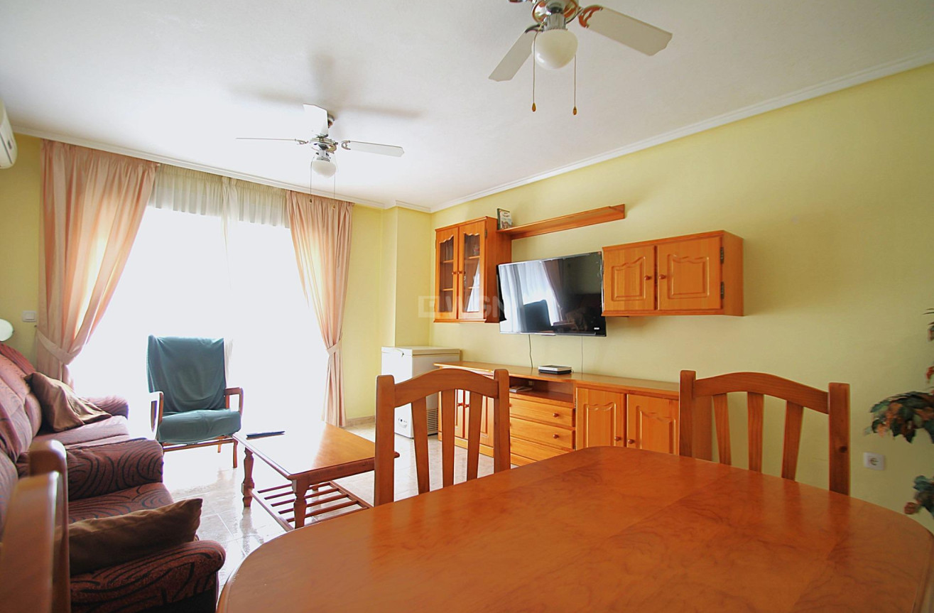 Reventa - Apartamento / piso - Torrevieja - Las Piscinas Naturales