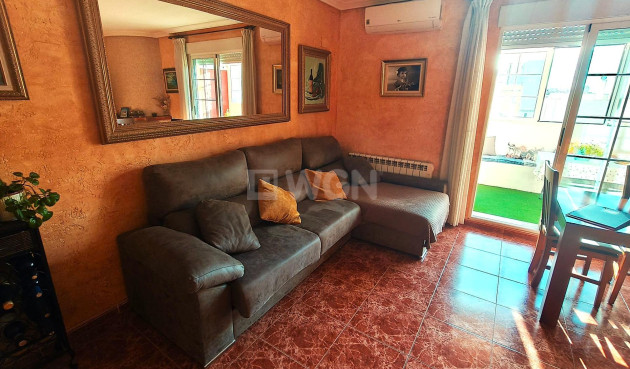 Odsprzedaż - Mieszkanie w bloku - Torrevieja - Centro