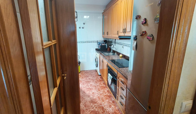 Odsprzedaż - Mieszkanie w bloku - Torrevieja - Centro