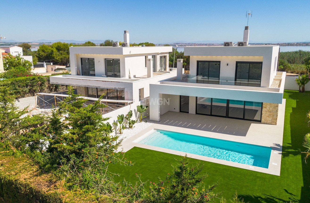 Odsprzedaż - Villa - Torrevieja - Costa Blanca