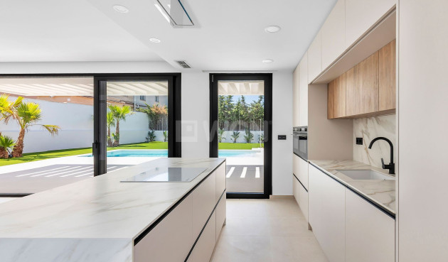 Odsprzedaż - Villa - Torrevieja - Costa Blanca