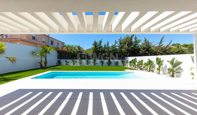 Odsprzedaż - Villa - Torrevieja - Costa Blanca