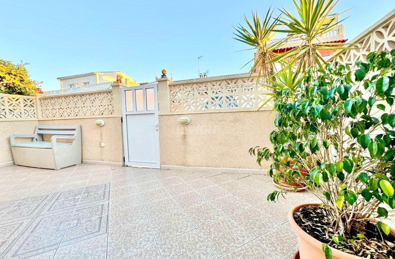 Odsprzedaż - Kamienica - Torrevieja - La Siesta - El Salado - Torreta