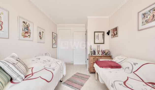 Odsprzedaż - Kamienica - Torrevieja - La Siesta - El Salado - Torreta