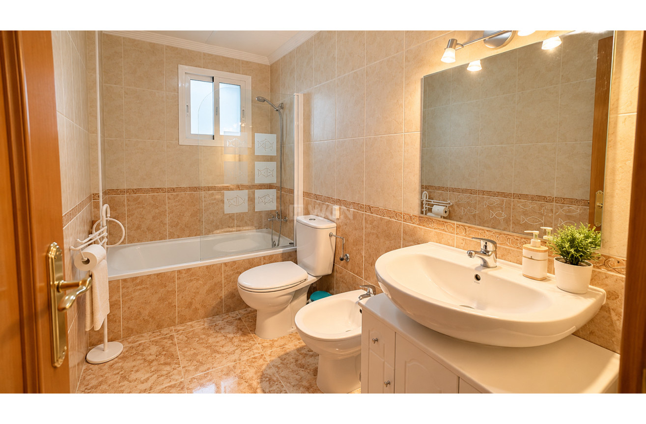 Wiederverkauf - Bungalow - Punta Prima - Costa Blanca