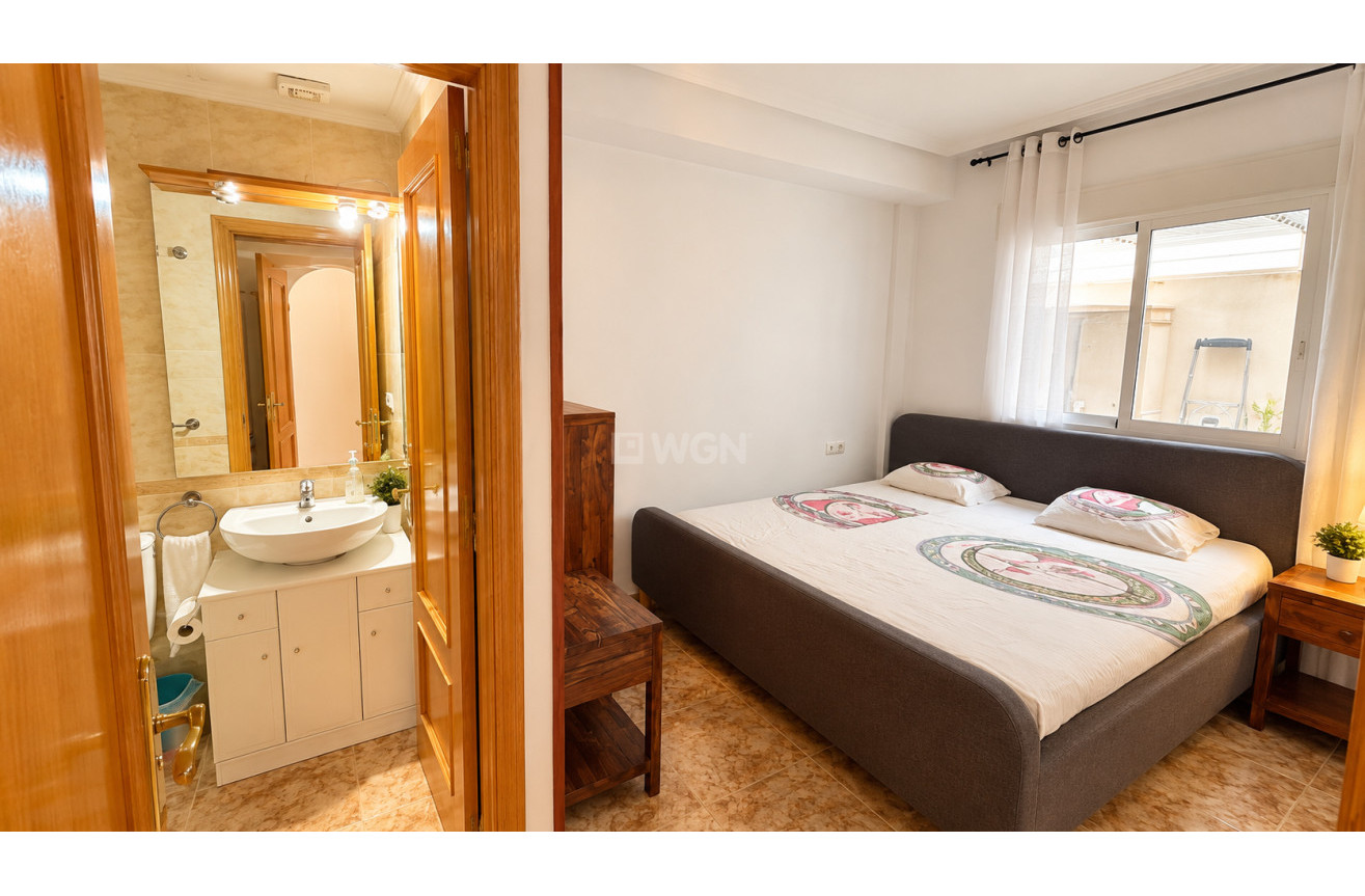 Wiederverkauf - Bungalow - Punta Prima - Costa Blanca