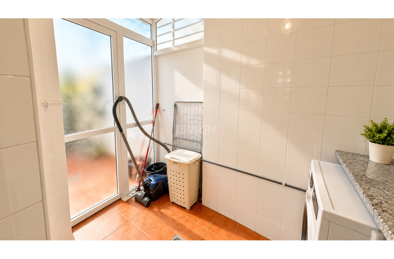 Wiederverkauf - Bungalow - Punta Prima - Costa Blanca