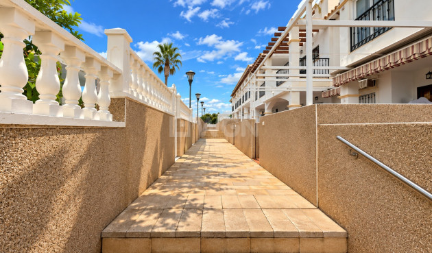 Wiederverkauf - Bungalow - Punta Prima - Costa Blanca