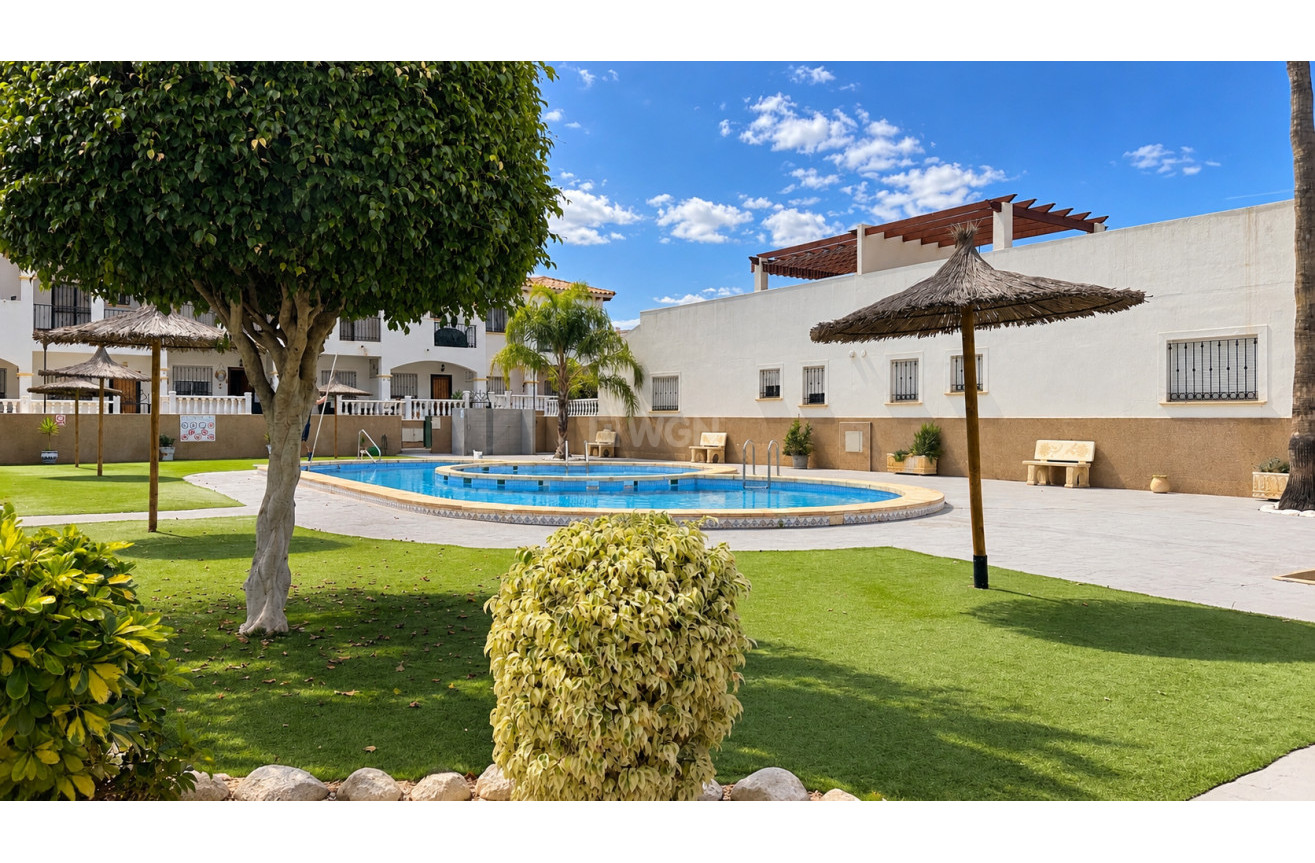 Wiederverkauf - Bungalow - Punta Prima - Costa Blanca