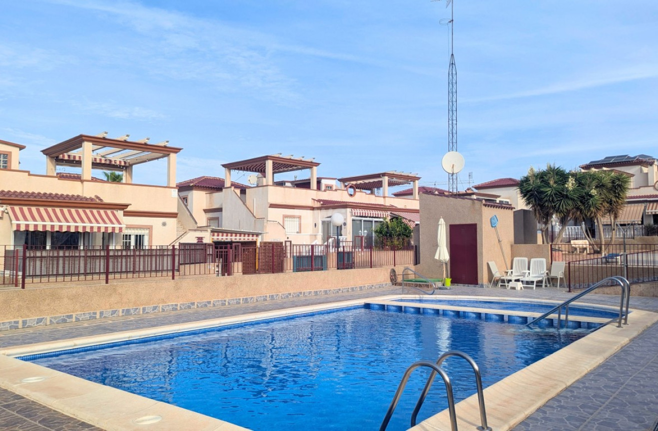 Odsprzedaż - Villa - San Fulgencio - Costa Blanca