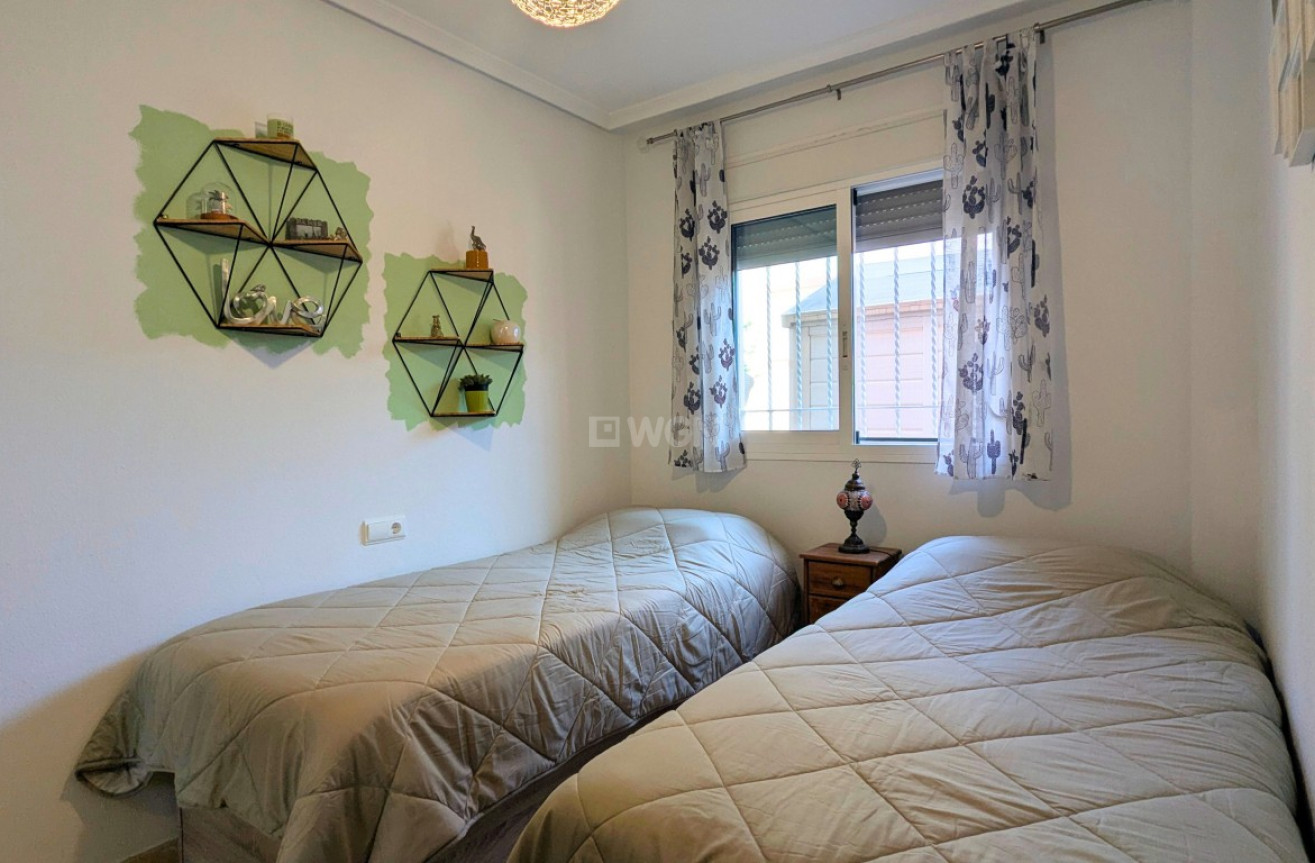 Odsprzedaż - Villa - San Fulgencio - Costa Blanca