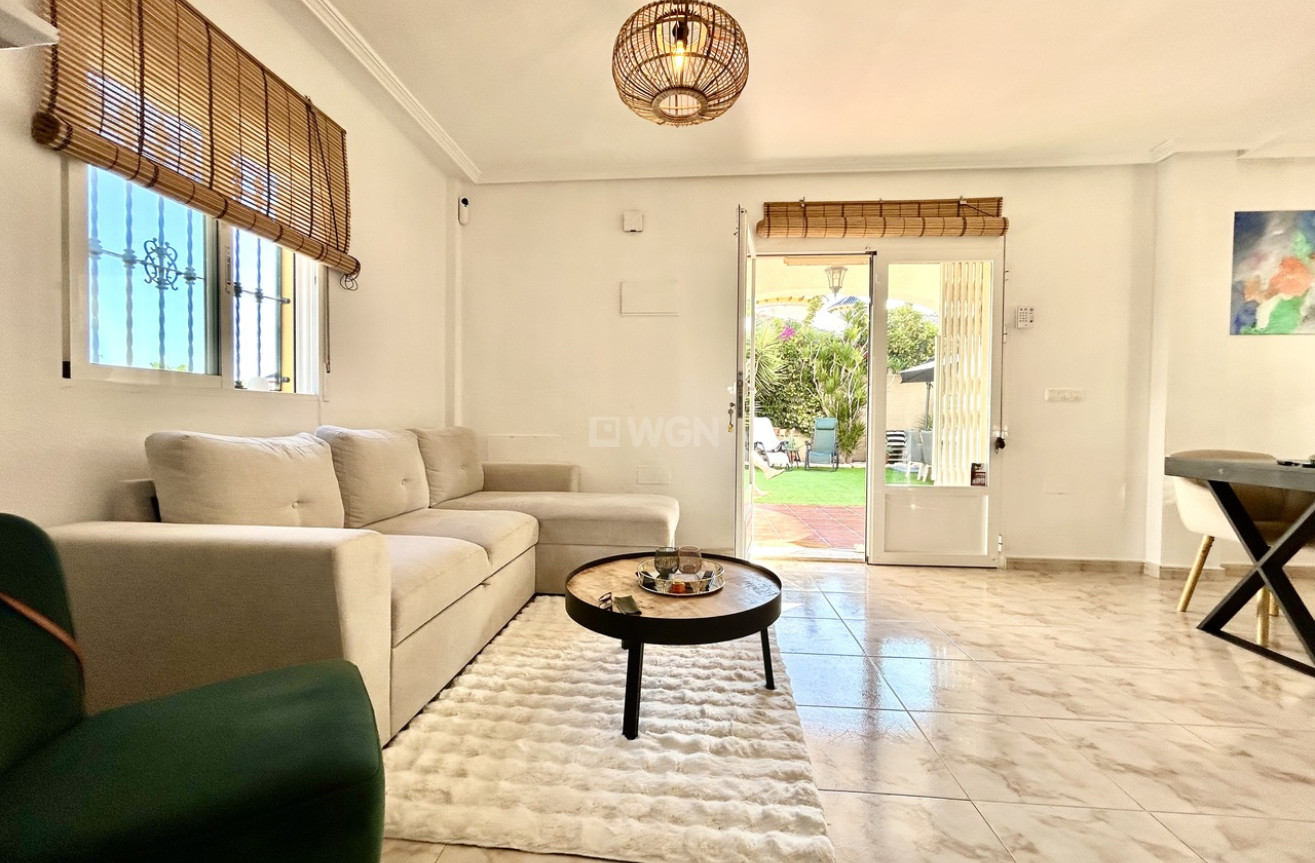 Odsprzedaż - Villa - Villamartin - Costa Blanca
