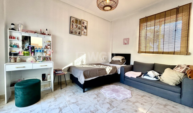 Odsprzedaż - Villa - Villamartin - Costa Blanca