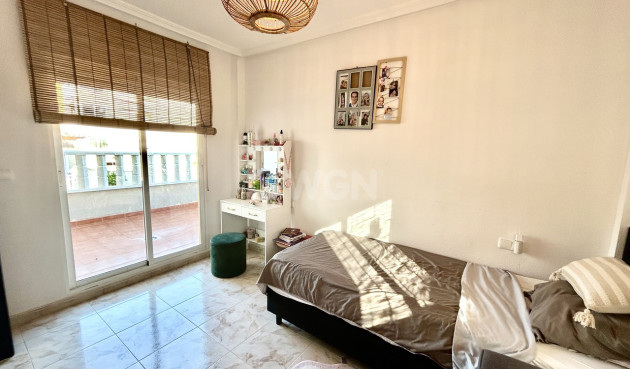 Odsprzedaż - Villa - Villamartin - Costa Blanca