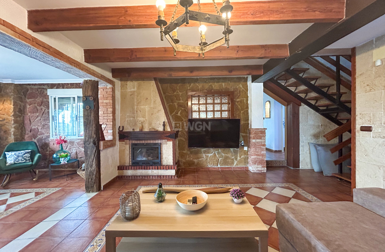 Resale - Villa - Jacarilla - Inland