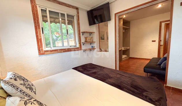 Resale - Villa - Jacarilla - Inland