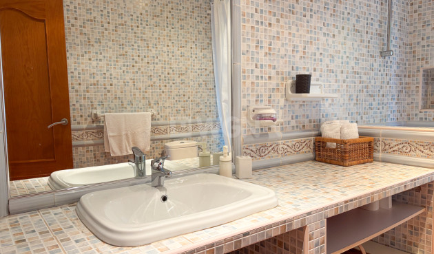 Resale - Villa - Jacarilla - Inland