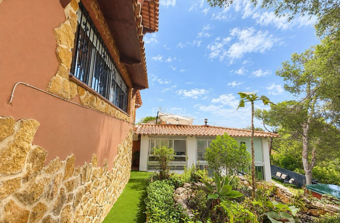 Resale - Villa - Jacarilla - Inland