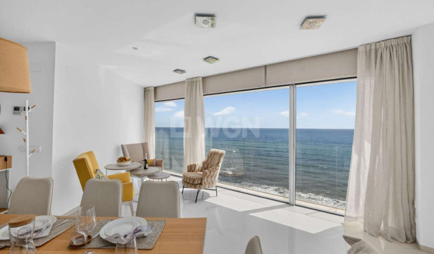 Odsprzedaż - Mieszkanie w bloku - Torrevieja - Costa Blanca