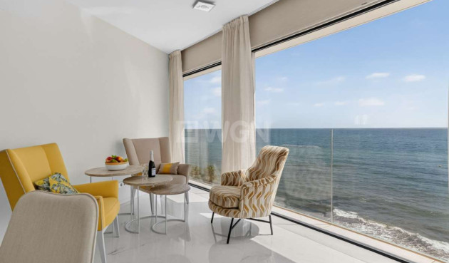 Odsprzedaż - Mieszkanie w bloku - Torrevieja - Costa Blanca