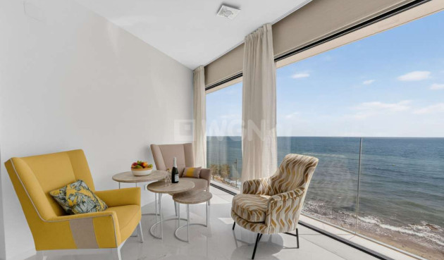 Odsprzedaż - Mieszkanie w bloku - Torrevieja - Costa Blanca