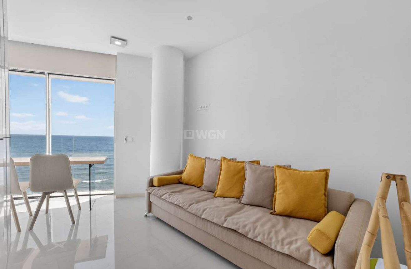 Odsprzedaż - Mieszkanie w bloku - Torrevieja - Costa Blanca