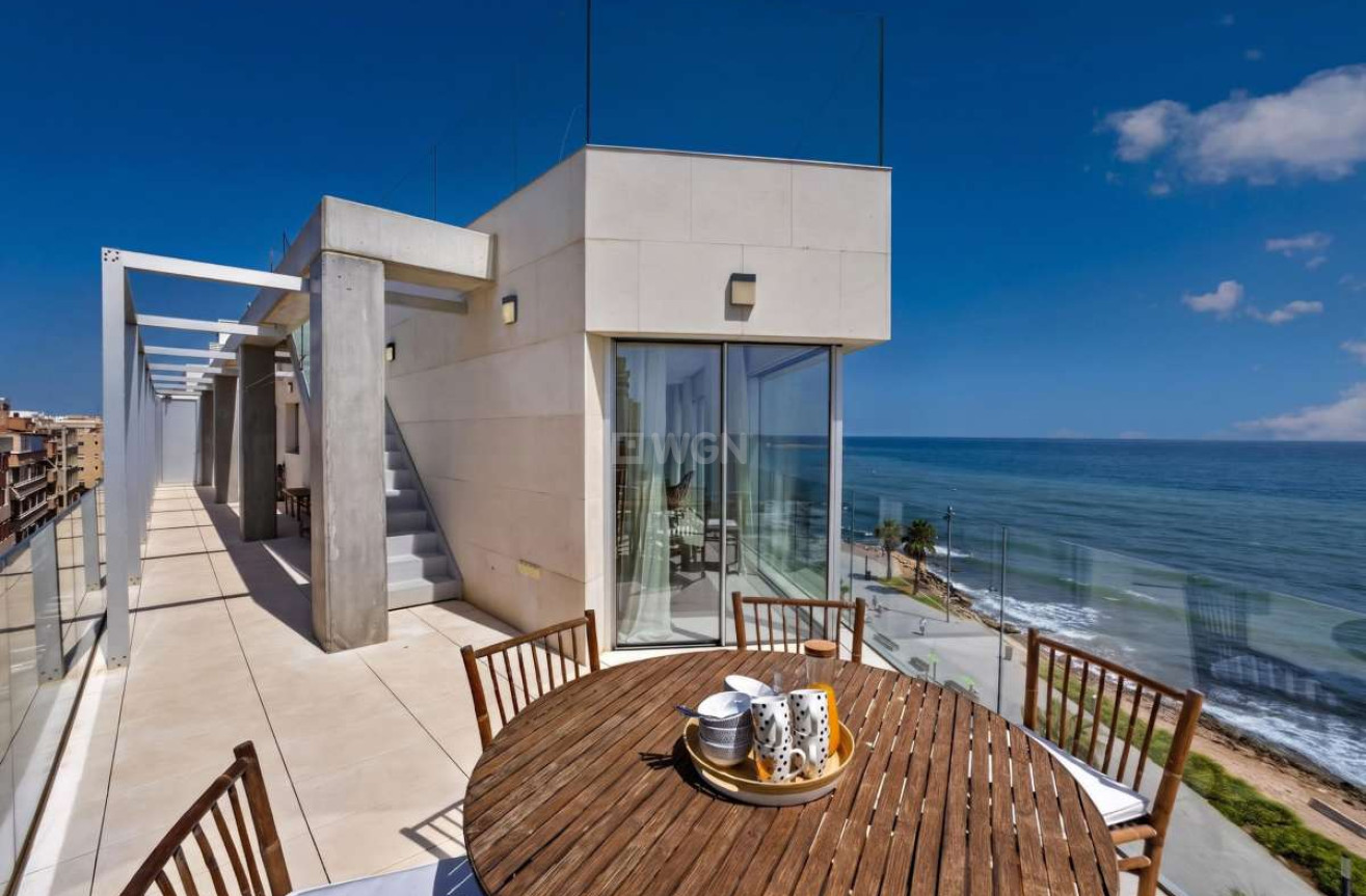 Odsprzedaż - Mieszkanie w bloku - Torrevieja - Costa Blanca