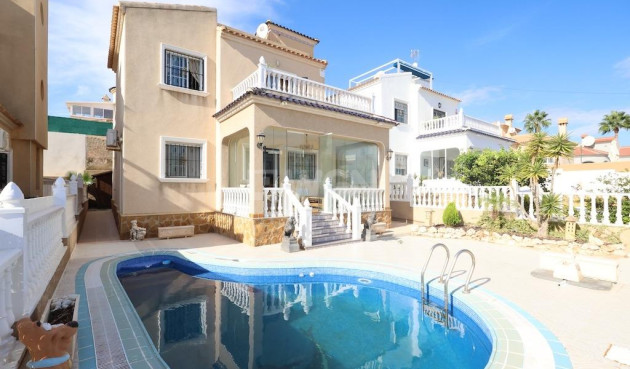 Reventa - Villa - Orihuela Costa - Costa Blanca