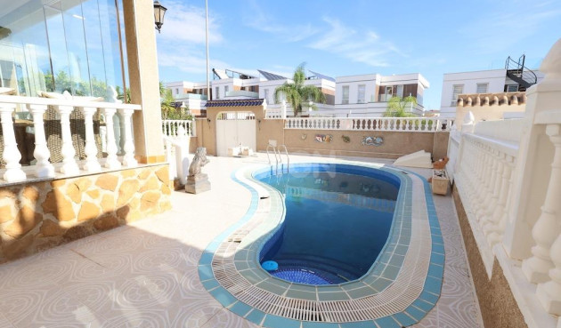 Reventa - Villa - Orihuela Costa - Costa Blanca