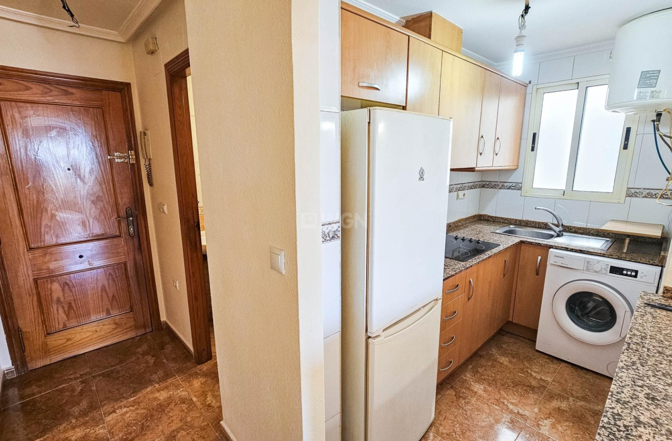 Wiederverkauf - Wohnung - Torrevieja - Centro