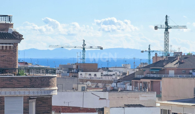 Wiederverkauf - Wohnung - Torrevieja - Centro