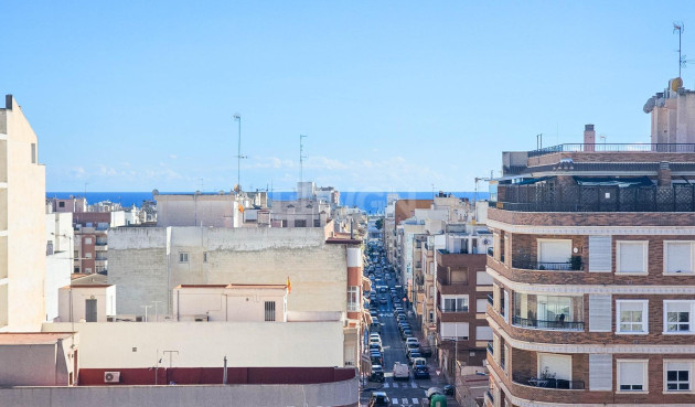 Wiederverkauf - Wohnung - Torrevieja - Centro