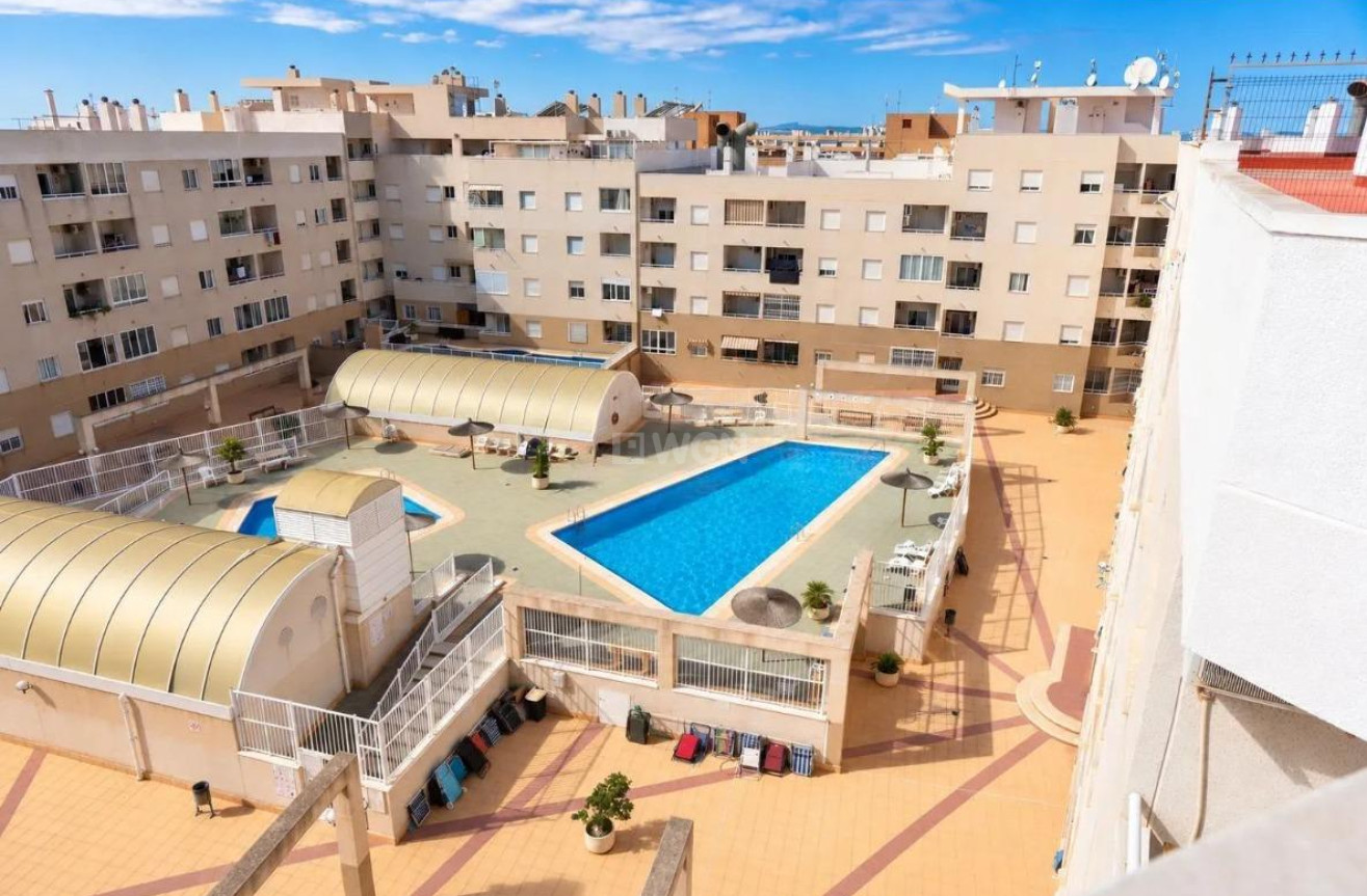 Wiederverkauf - Wohnung - Torrevieja - Centro