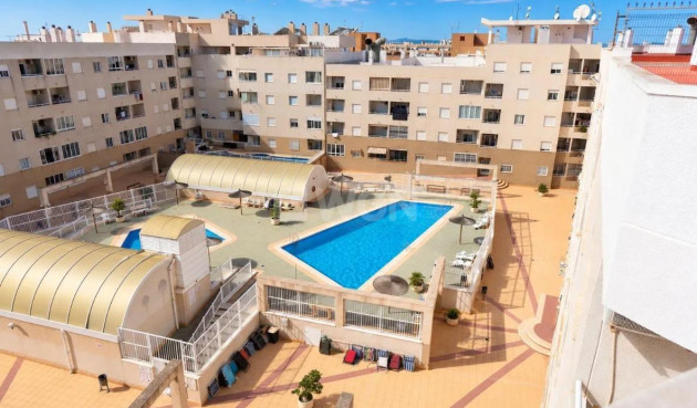 Wiederverkauf - Wohnung - Torrevieja - Centro