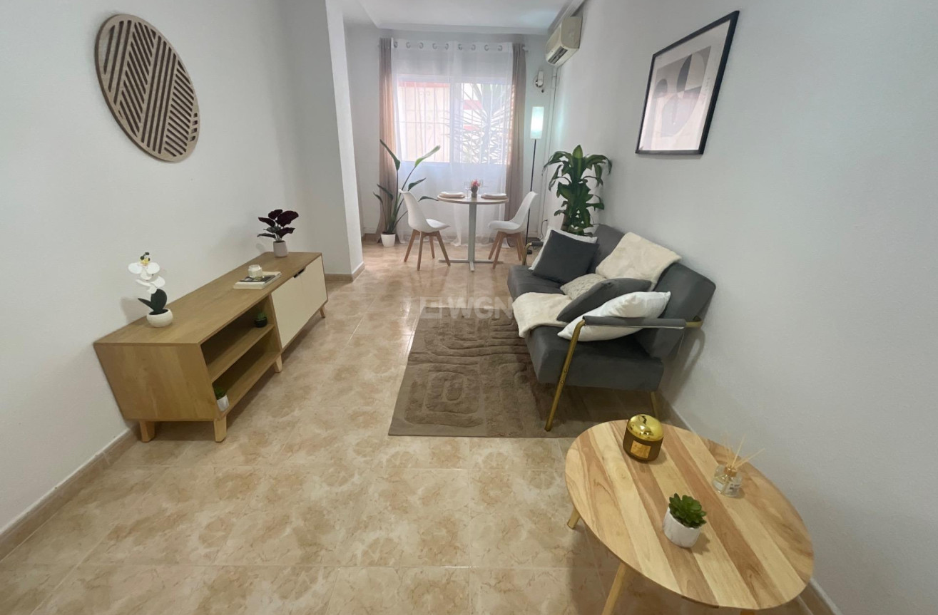Resale - Apartment / flat - Torrevieja - PARQUE DE LAS NACIONES