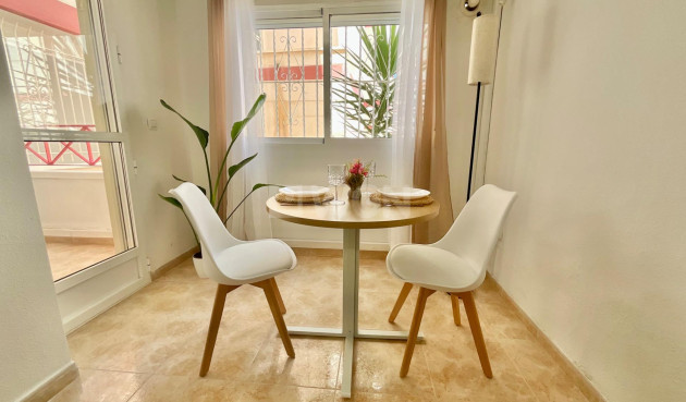 Resale - Apartment / flat - Torrevieja - PARQUE DE LAS NACIONES