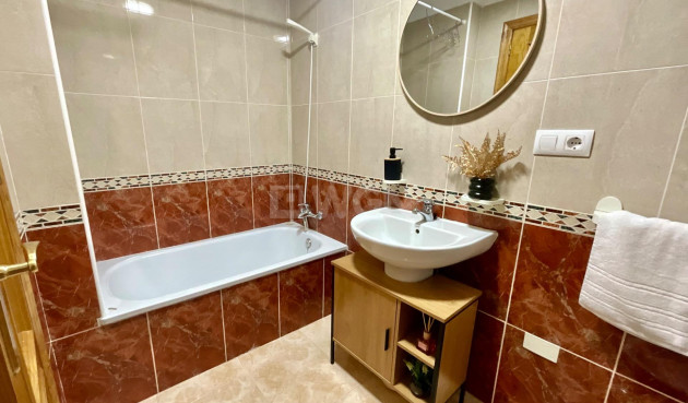 Resale - Apartment / flat - Torrevieja - PARQUE DE LAS NACIONES