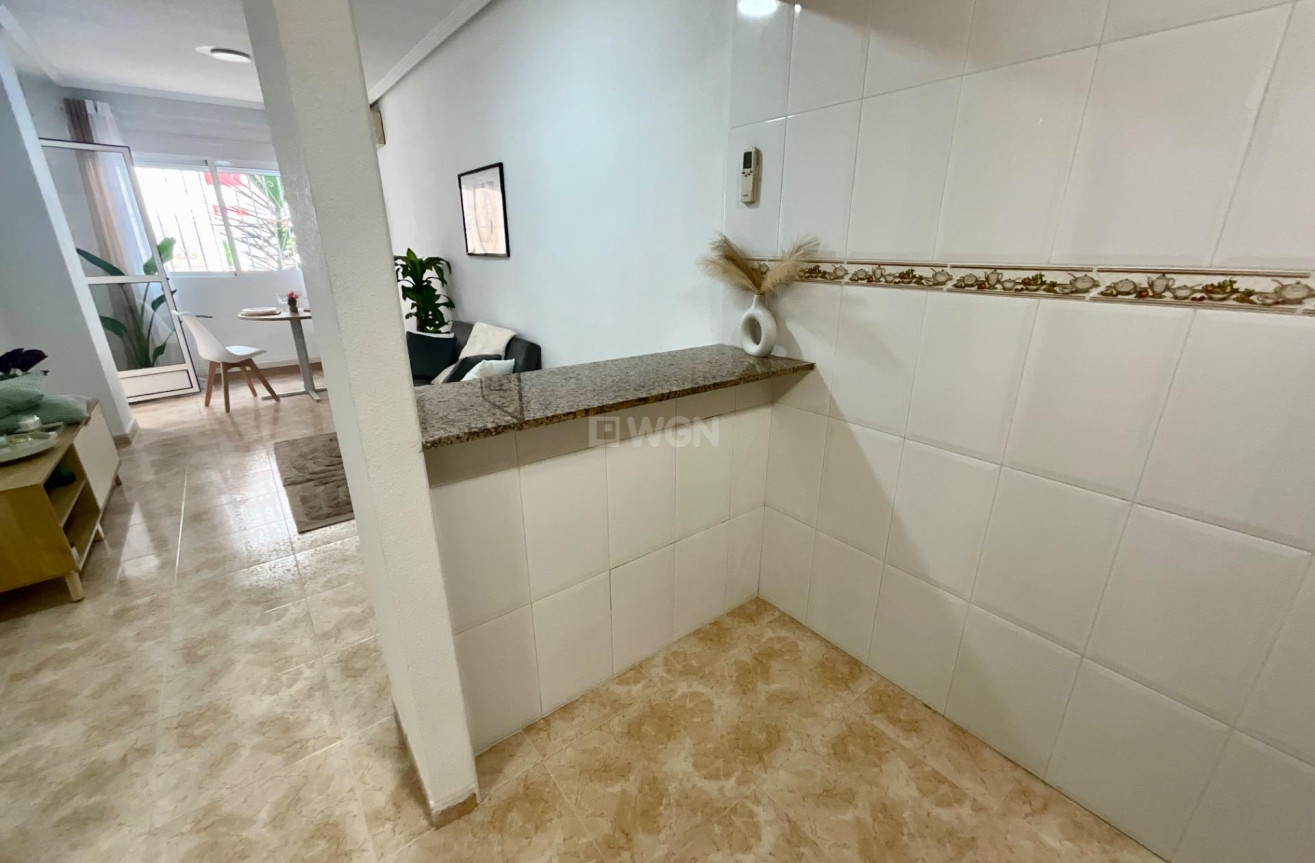 Resale - Apartment / flat - Torrevieja - PARQUE DE LAS NACIONES