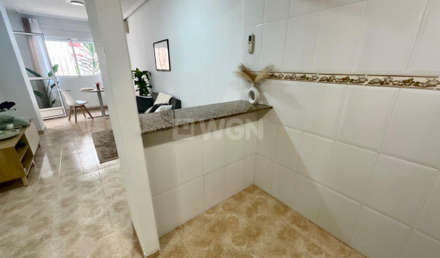 Resale - Apartment / flat - Torrevieja - PARQUE DE LAS NACIONES