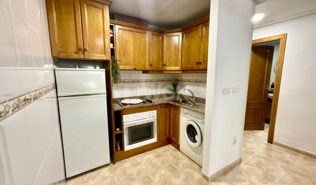 Resale - Apartment / flat - Torrevieja - PARQUE DE LAS NACIONES