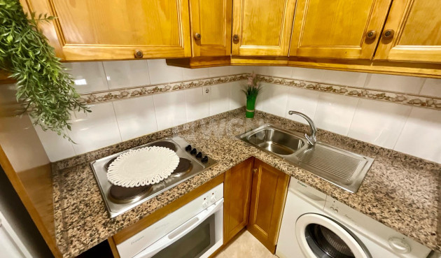 Resale - Apartment / flat - Torrevieja - PARQUE DE LAS NACIONES