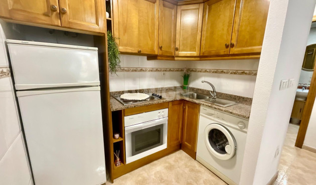 Resale - Apartment / flat - Torrevieja - PARQUE DE LAS NACIONES