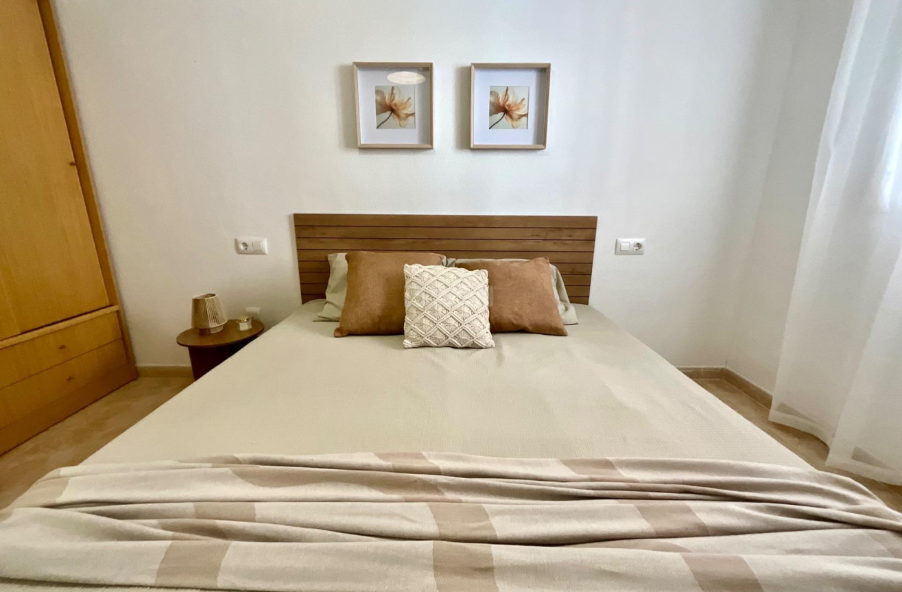 Resale - Apartment / flat - Torrevieja - PARQUE DE LAS NACIONES