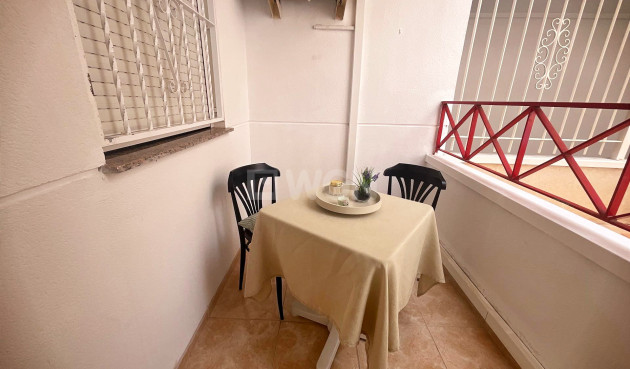 Resale - Apartment / flat - Torrevieja - PARQUE DE LAS NACIONES