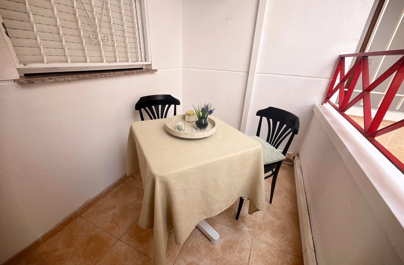 Resale - Apartment / flat - Torrevieja - PARQUE DE LAS NACIONES