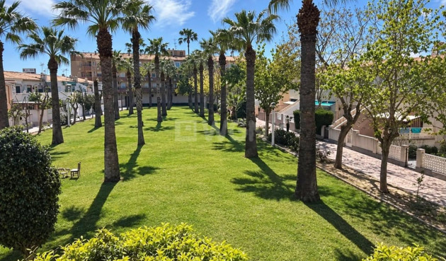 Resale - Apartment / flat - Orihuela Costa - La Regia